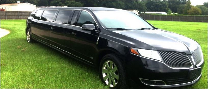 Luxury Travel Made Memorable with Our Black Lincoln MKT Limousine Service