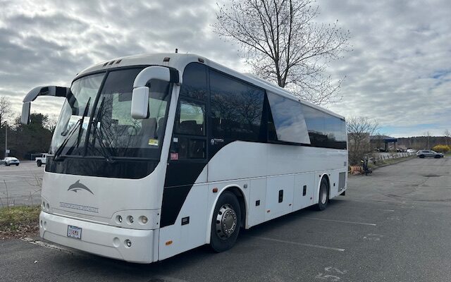 40 PASSENGERS MINI-COACH